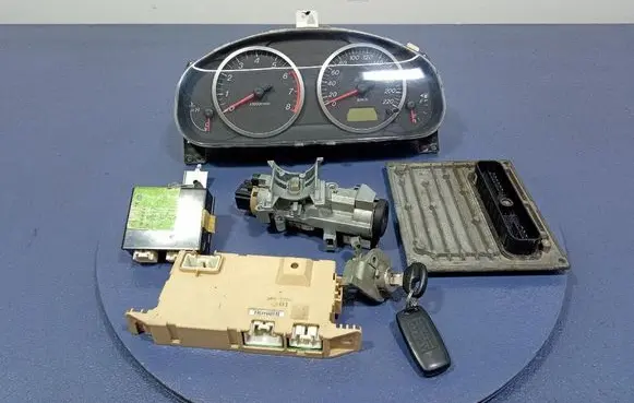 Mazda 323 F Engine control unit/module ECU 3S6112A650EB