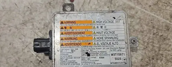 Suzuki Grand Vitara II Xenon control unit/module W3T15971