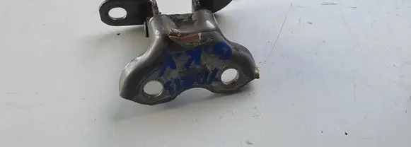 Toyota Yaris Rear door upper hinge