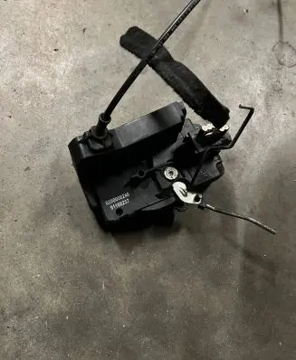 Renault Trafic II (X83) Front door lock 8200008246 91166237