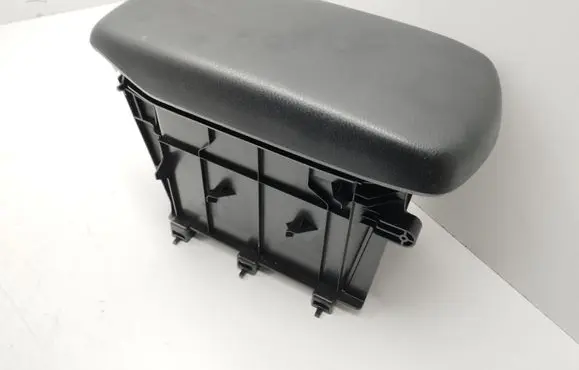 Toyota RAV 4 (XA40) Armrest 5882342010