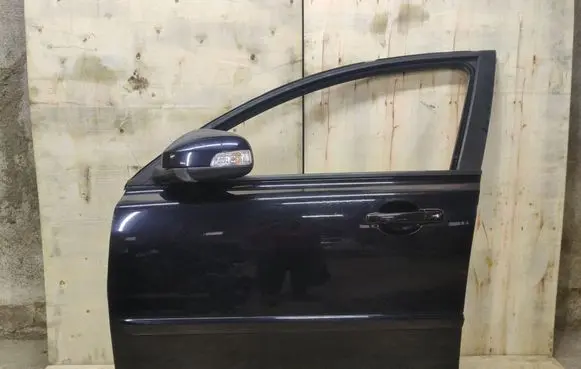 Volvo V50 Front door