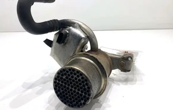Volkswagen Golf VII EGR valve 04L131512