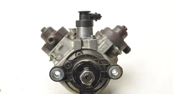 Volvo S60 Fuel injection high pressure pump 31372081