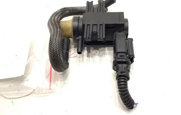 DS Automobiles 4 Fuel pressure regulator 9677363880