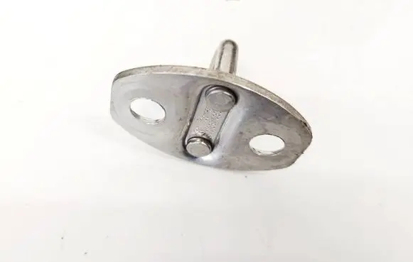 Seat Leon (5F) Rear door lock loop/hook striker 3C0837033C