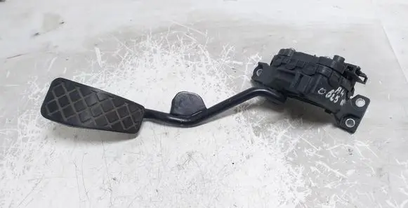 Audi A4 S4 B6 8E 8H Accelerator throttle pedal 6PV00777008 8E2721523