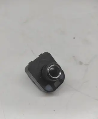 Audi A4 S4 B8 8K Wing mirror switch 8K0959565B 3908