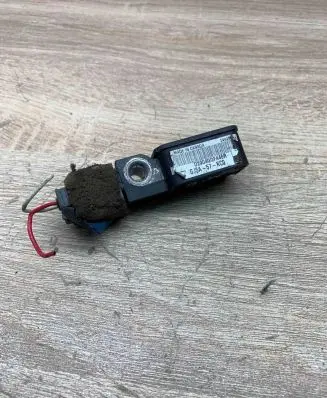 Mazda 3 I Airbag deployment crash/impact sensor GJ6A57KC0