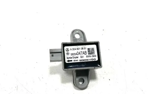Mercedes-Benz C W204 Airbag deployment crash/impact sensor A2048210651 56054047AB 5WK43902