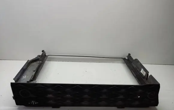 BMW 7 E65 E66 Radiator trim 7507970 17117507970 10519311