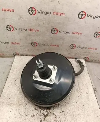 KIA Sorento Brake booster