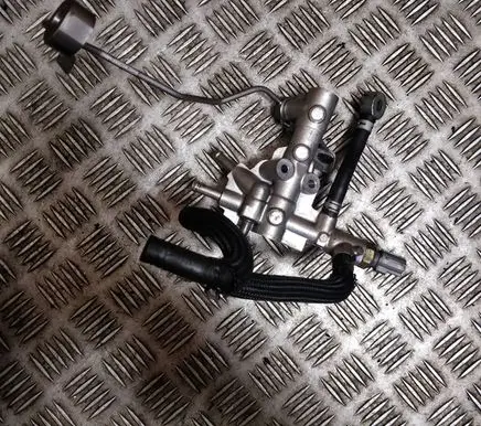 Mazda CX-5 Fuel line pipe