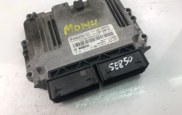 Ford Fiesta Engine control unit/module 0261S11123