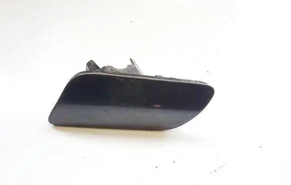Audi A3 S3 8P Headlight washer spray nozzle cap/cover 8P3955275
