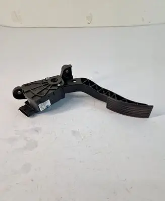 Hyundai i20 (PB PBT) Accelerator throttle pedal 351904A700