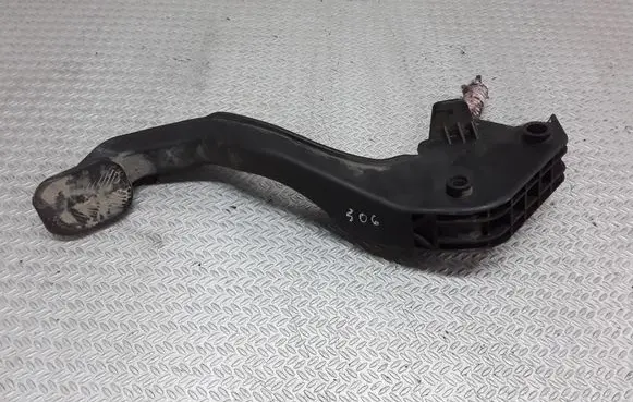 Clutch pedal