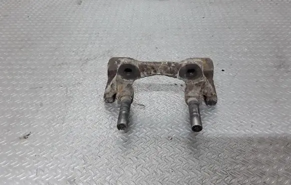 BMW 5 E39 Brake caliper pad carrier rear 