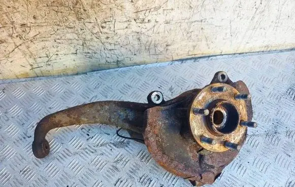Nissan Navara D23 Front wheel hub 