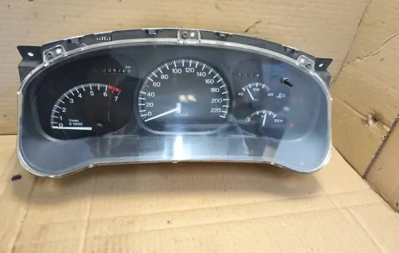 Opel Sintra Speedometer (instrument cluster) 16203658