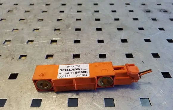 Volvo XC90 Airbag deployment crash/impact sensor 8651754 010904