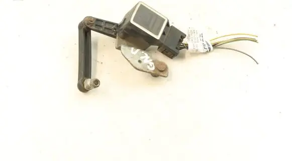 Headlight/headlamp level sensor