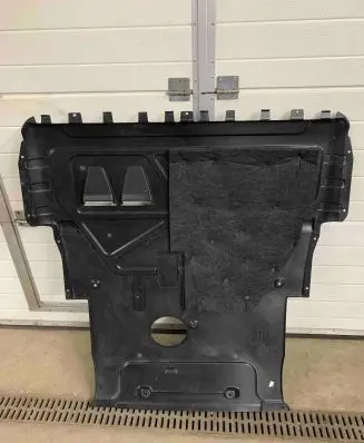 Volkswagen Crafter Engine splash shield/under tray 7C0825453C 7LE825453B 7C0825453B