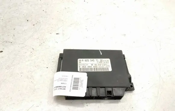 Mercedes-Benz E W211 Parking PDC control unit/module A0255457132 0255457132