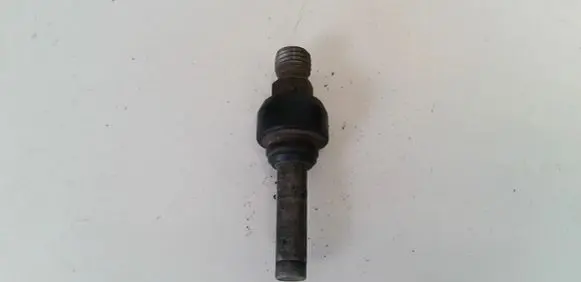 Mercedes-Benz S W126 Fuel injector 0437502010