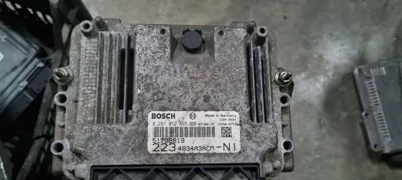Fiat Doblo Engine control unit/module 0281012865 51798819 4834A3ACM