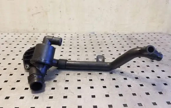 Thermostat/thermostat housing