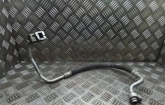 Volkswagen PASSAT B8 Air conditioning (A/C) pipe/hose 5Q0816721B