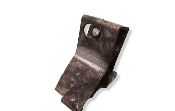 Volvo XC90 Engine mounting bracket 8684381