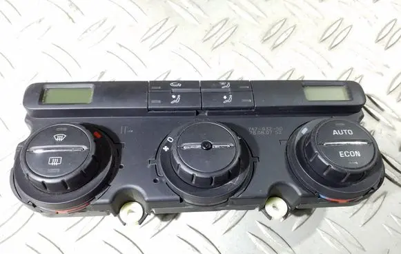 Skoda Octavia Mk2 (1Z) Climate control unit 74793250 1Z0907044R 5HB00873240