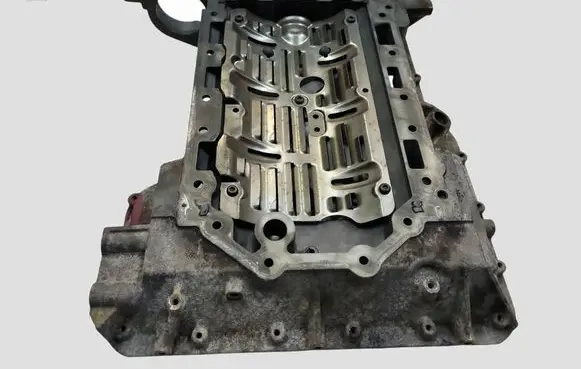 Jaguar XF X250 Oil sump 9X2Q6U004CB