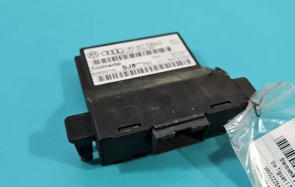 Volkswagen Tiguan Central body control module 1K0907530AD IMPRK1526908