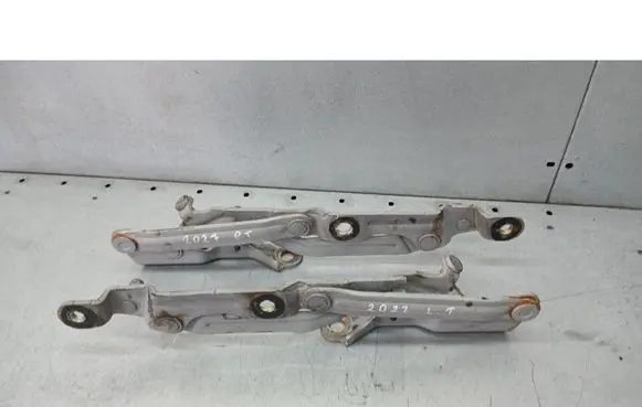 Mazda 6 Tailgate/trunk/boot hinge