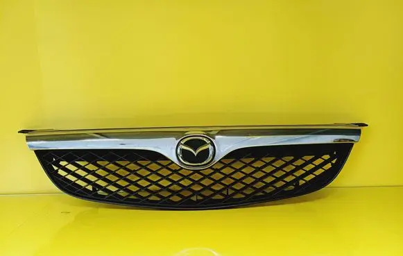 Mazda 626 Front grill
