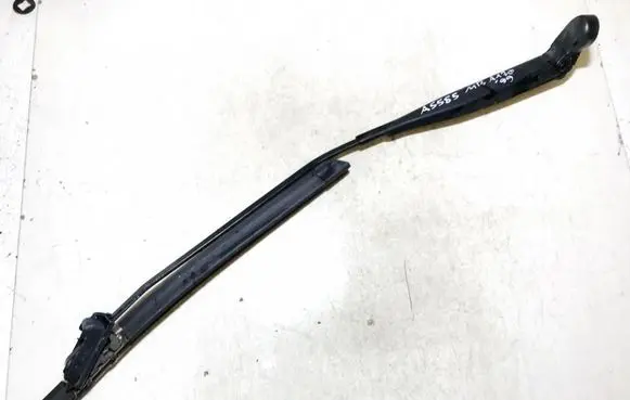 Mercedes-Benz A W168 Front wiper blade arm a1688200544