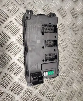 BMW 3 F30 F35 F31 Comfort/convenience module 9866979 003000002 00000F4A
