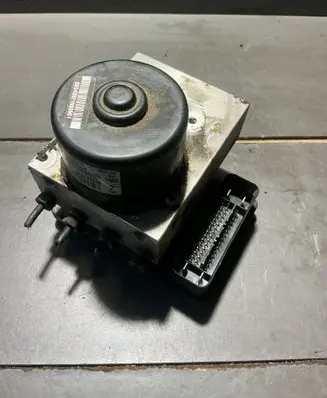 Volvo XC90 ABS Pump 30714956 00401396D0 10092504113