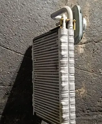 Air conditioning (A/C) radiator (interior)