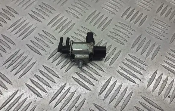 Ford Mondeo MK IV Valve vacuum 