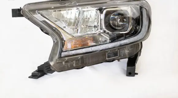 Ford Ranger Headlight/headlamp JB3B13E015BA