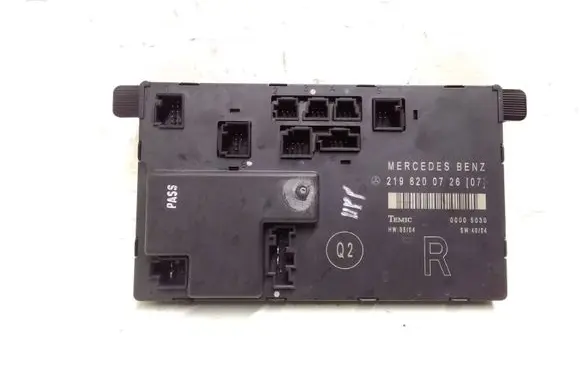 Mercedes-Benz CLS C219 Door control unit/module 2198200726