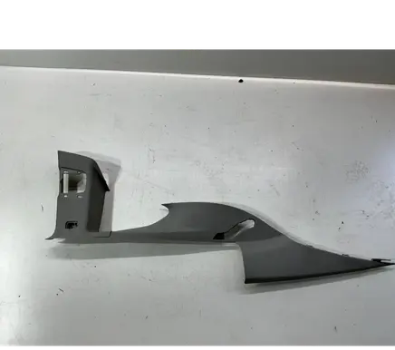 Chevrolet Camaro (C) pillar trim 84116359