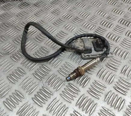 Mercedes-Benz E W213 Lambda probe sensor A0009058111