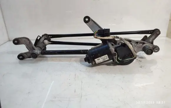 Front wiper linkage and motor