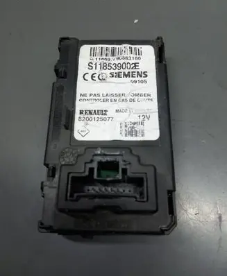 Renault Scenic II - Grand scenic II Ignition key card reader 8200125077 S118539002E