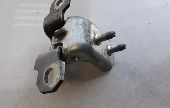 Renault Laguna II Rear door lower hinge